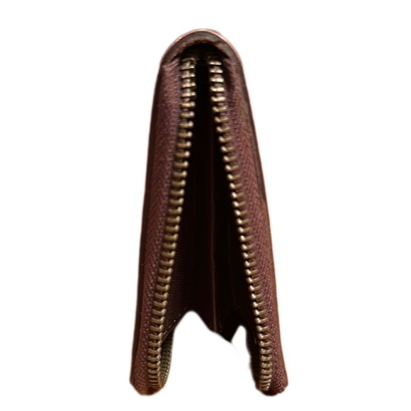 HANDCRAFTED Premium Genuine Embossed Leather Wallet Brown $149 Retail - Picture 4 of 12